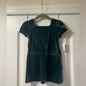 NWT baby gap green velvet dress 💚